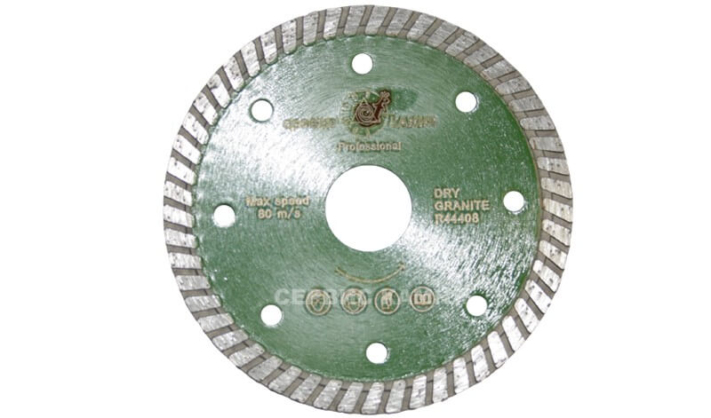 Алмазный диск по граниту GREEN LINE 105x2x8x22,2 турбо (Китай)